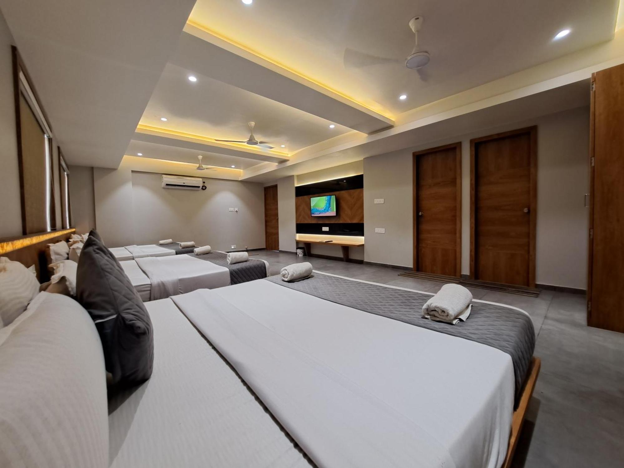 Hotel Om Somnāth Kamer foto